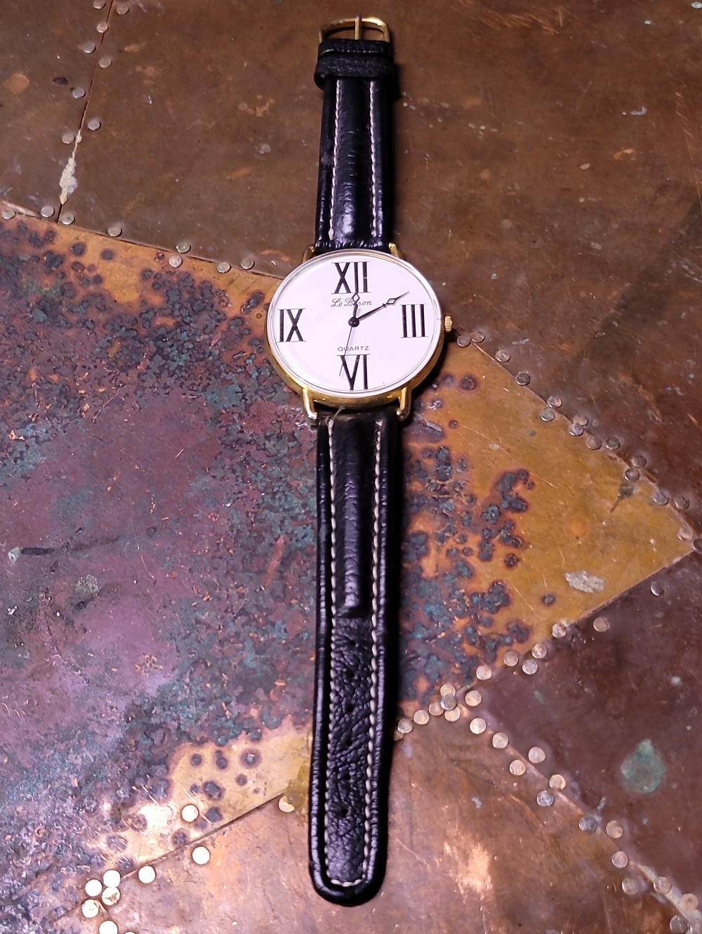 Vintage. Le Baron. Unisex Watch. Brand New Leather Strap.